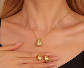 Gold Necklace Set